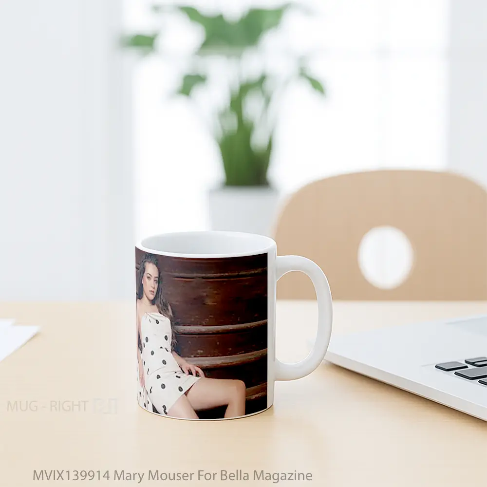 Mug Mary Mouser For Bella Magazine Gelas Keramik Unik - All-side / Desain