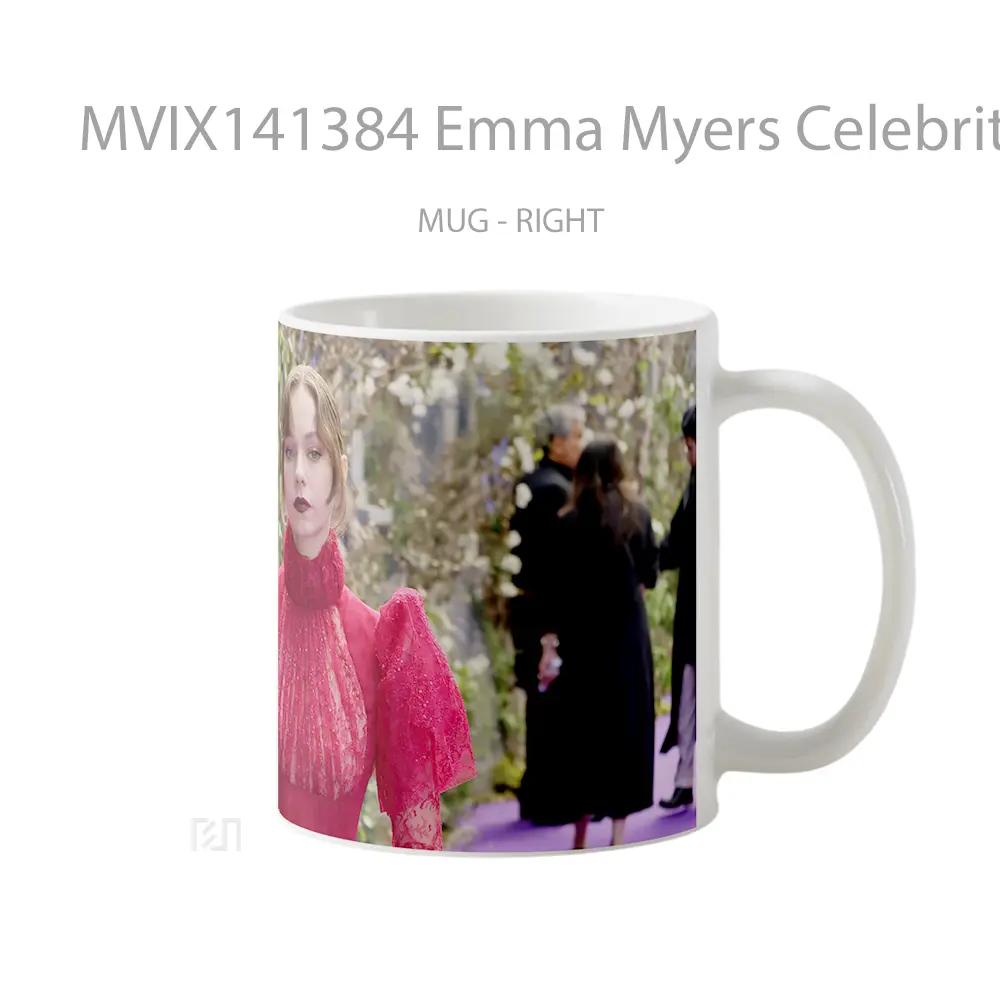 Mug Emma Myers Celebrity Gelas Keramik Unik - All-side / Desain