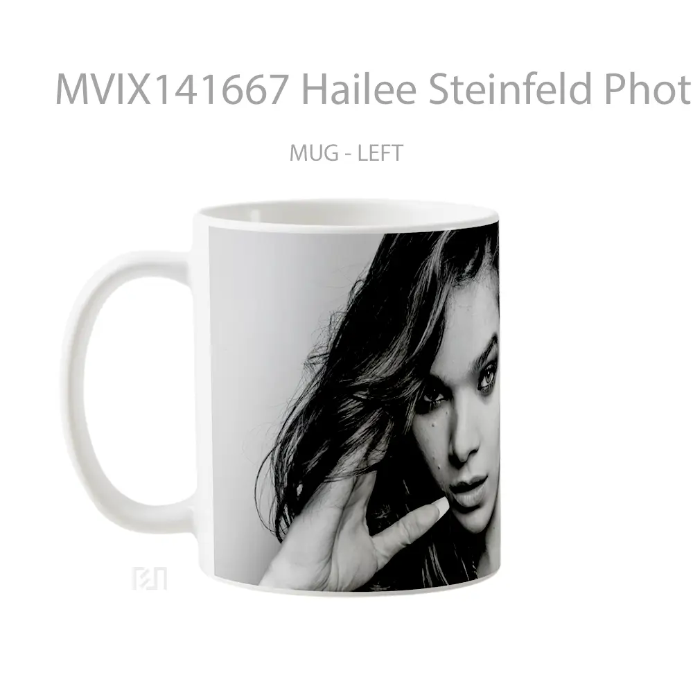 Mug Hailee Steinfeld Photoshoo Gelas Keramik Unik - All-side / Desain