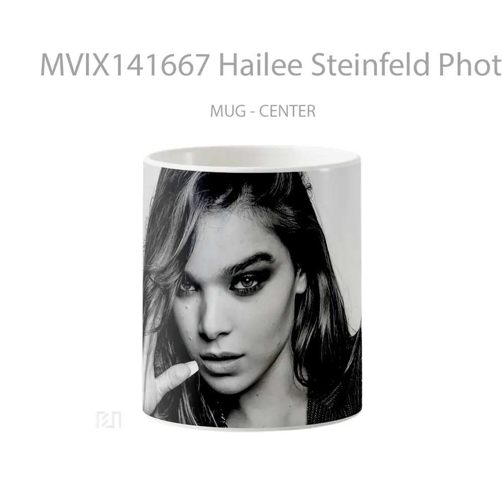 Mug Hailee Steinfeld Photoshoo Gelas Keramik Unik