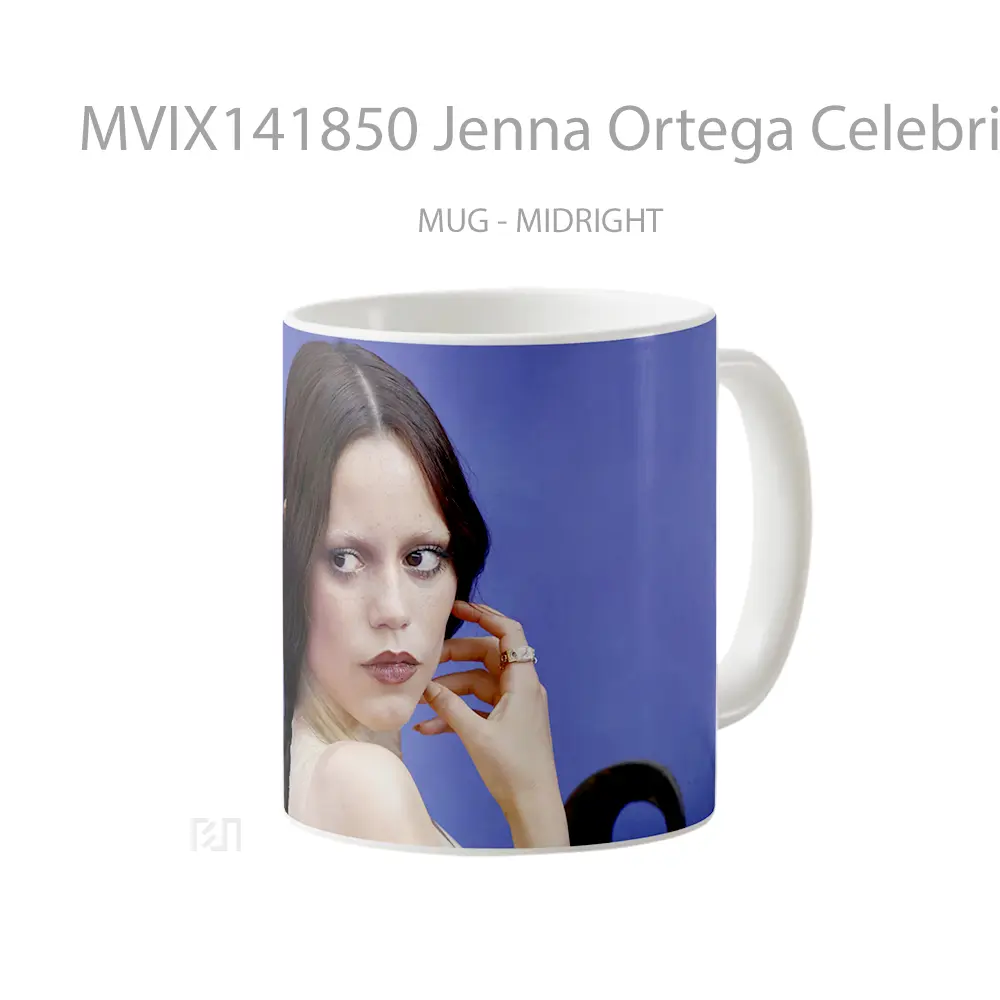 Mug Jenna Ortega Celebrity Gelas Keramik Unik - All-side / Desain