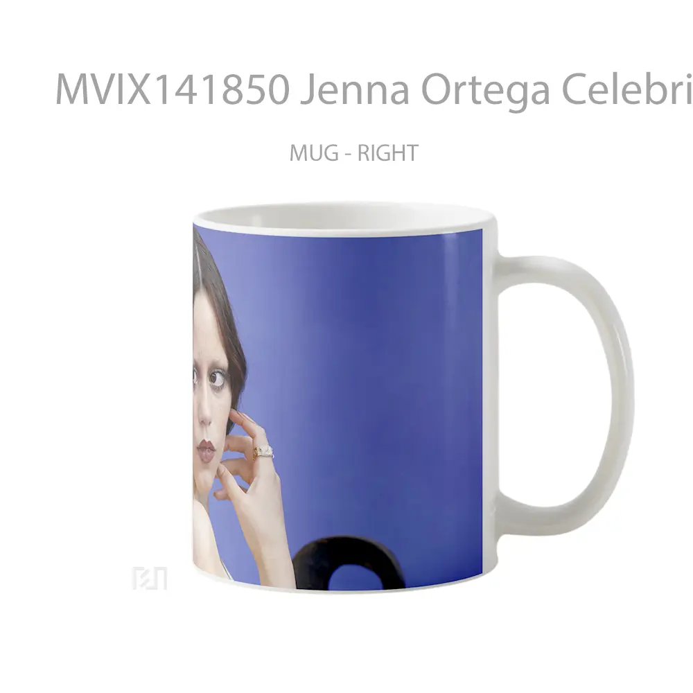 Mug Jenna Ortega Celebrity Gelas Keramik Unik - All-side / Desain