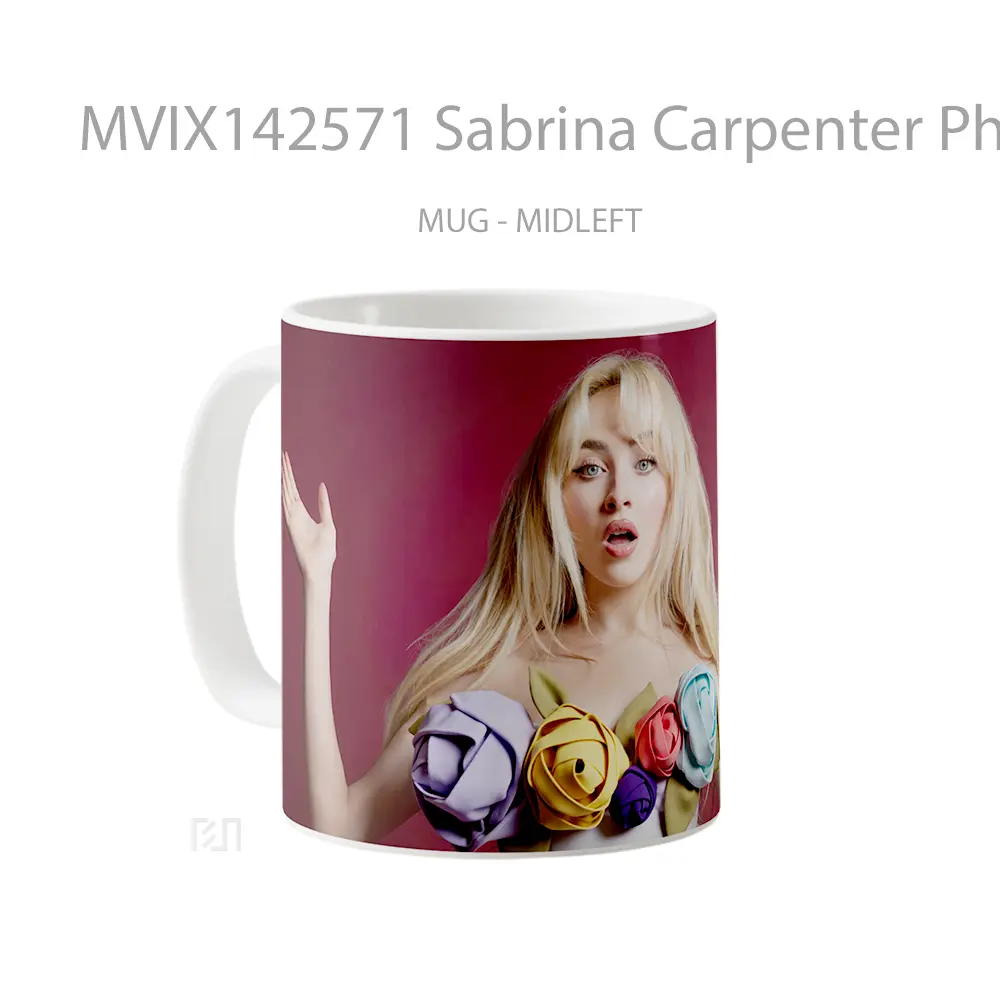 Mug Sabrina Carpenter Photo Gelas Keramik Unik - All-side / Desain