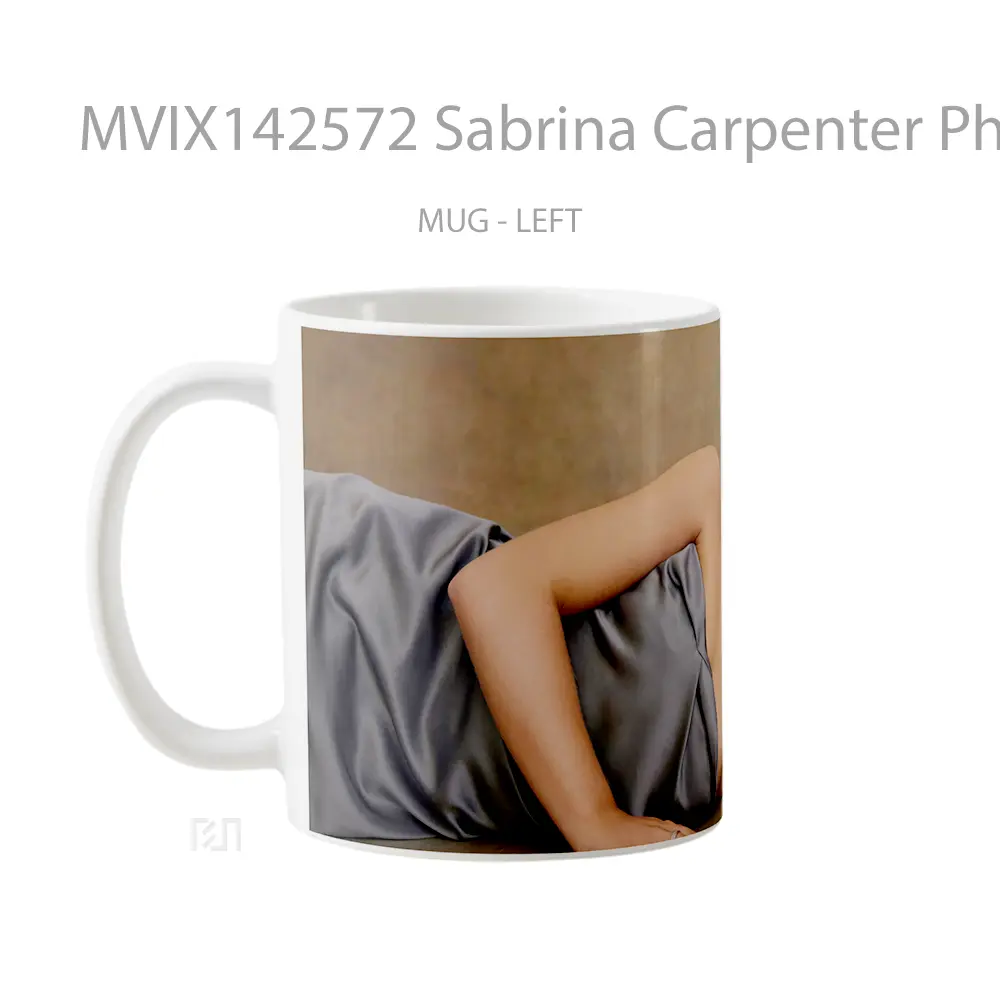 Mug Sabrina Carpenter Photoshoot Gelas Keramik Unik - All-side / Desain
