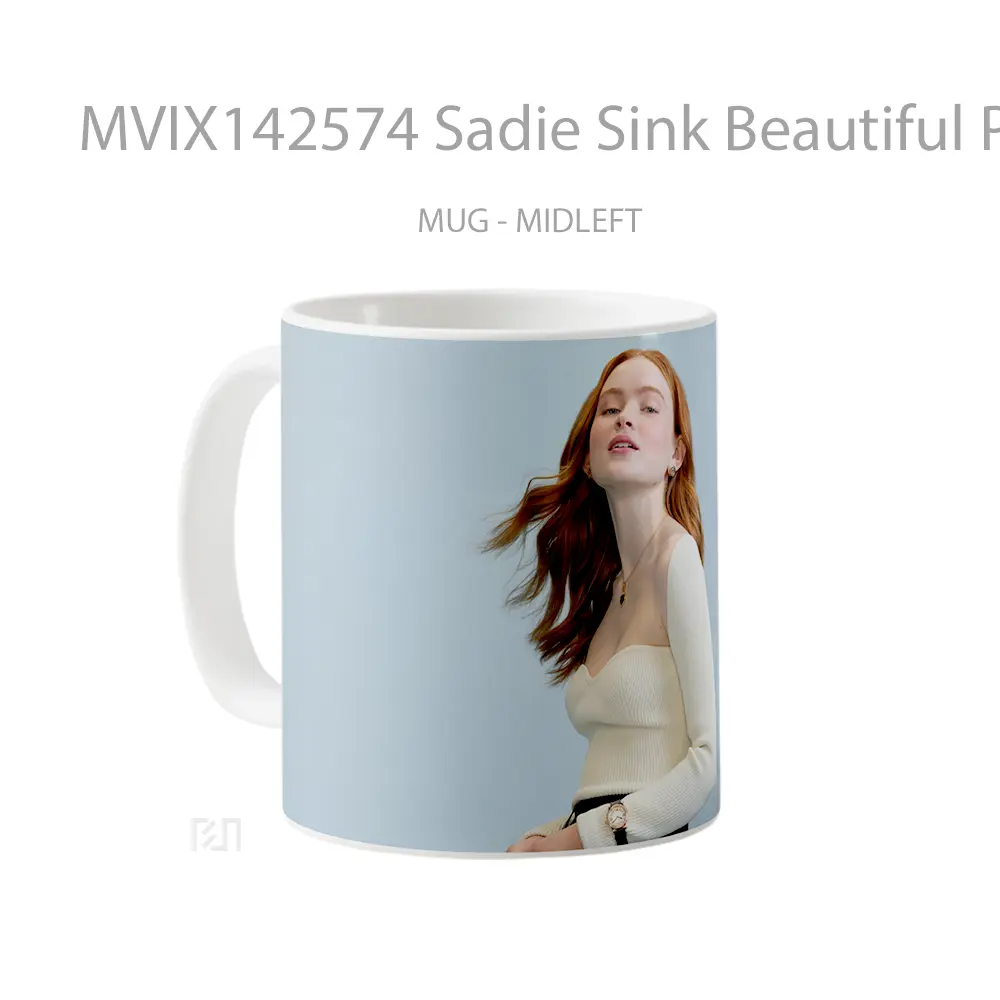 Mug Sadie Sink Beautiful Photoshoot Gelas Keramik Unik - All-side / Desain