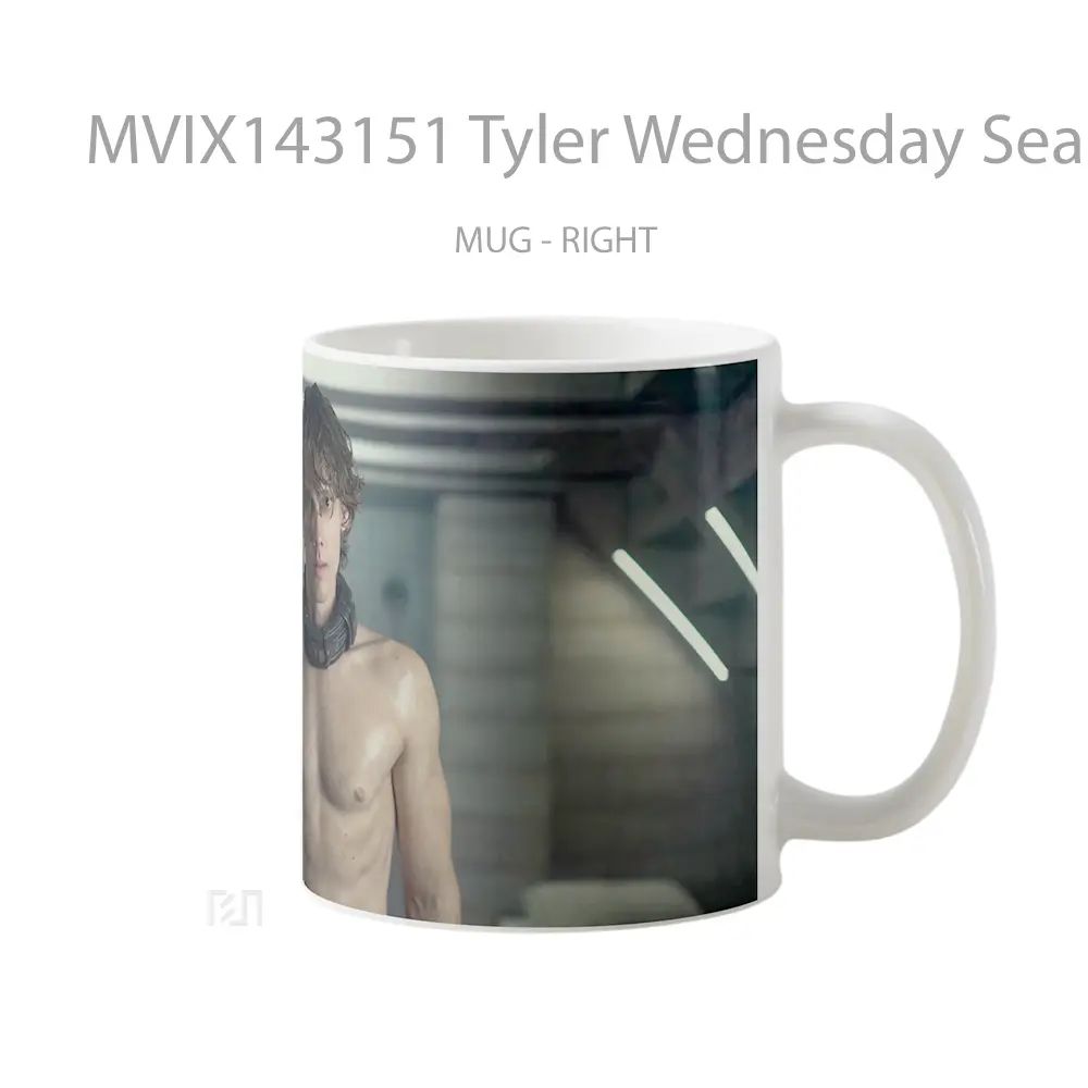 Mug Tyler Wednesday Season 2 Gelas Pemandangan Alam - All-side / Desain